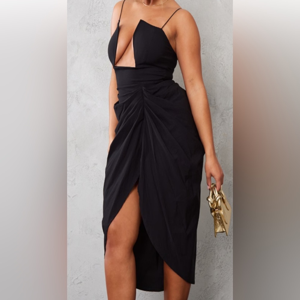 Spandex black midi dress with front slit